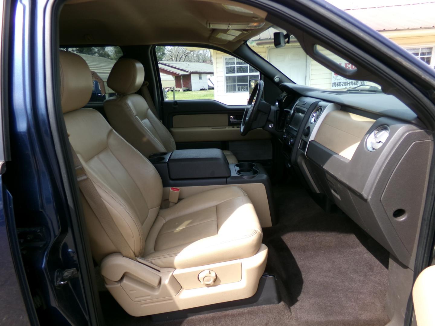 2014 Blue Jeans Metallic /Adobe Ford F-150 XLT (1FTFW1ET4EK) with an 3.5L V6 Ecoboost engine, 6-speed automatic transmission, located at 401 First NE, Bearden, AR, 71720, (870) 687-3414, 33.726528, -92.611519 - Photo#16